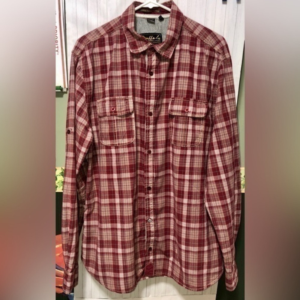 🚦Buffalo David Bitton red plaid snap down cotton shirt